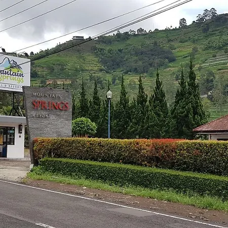 New Mountain Springs Hotel & Resort
